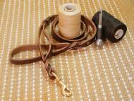 Leather dog leash with extra handle Leather dog leash with extra handle